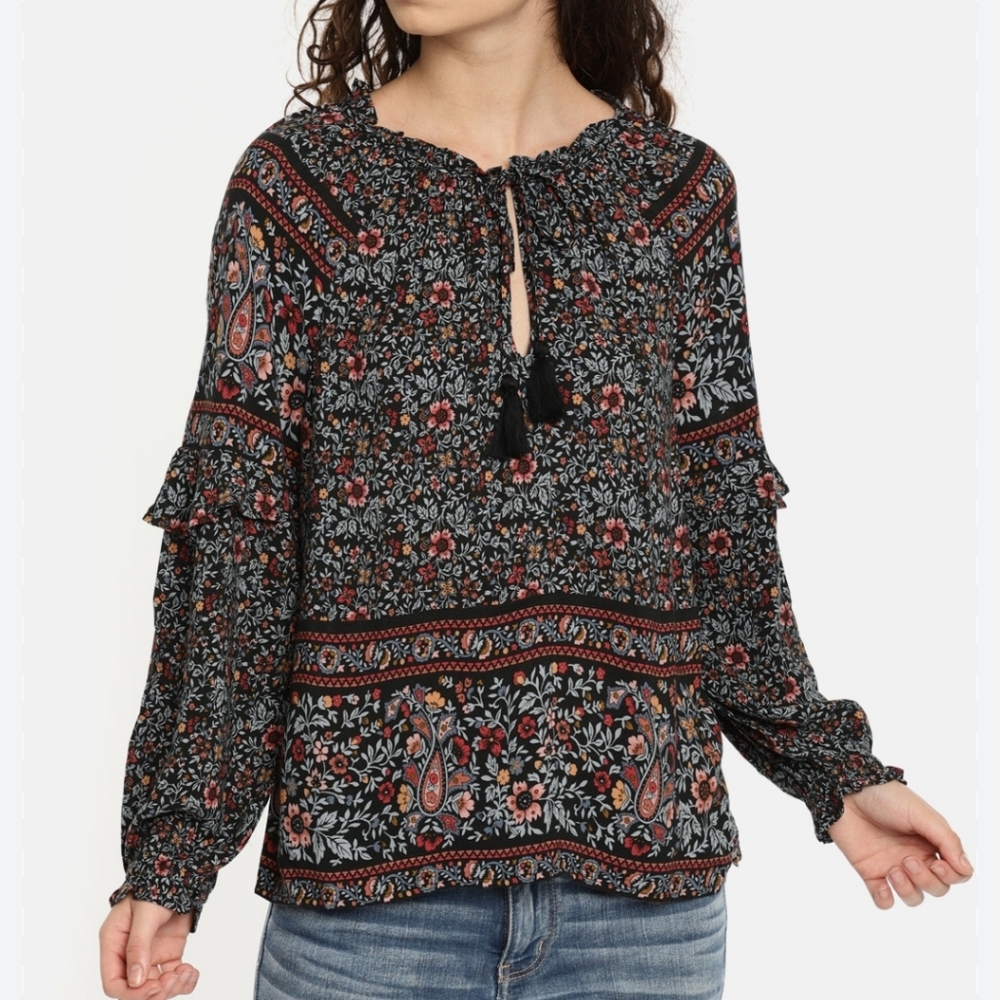 American Eagle Floral Print V Neck/Tie Neck Blouse with Ruffle Sleeve Details